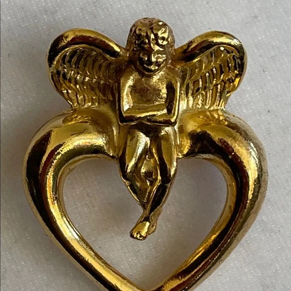 GIVENCHY Gold Ange/lCherub Heart Vintage Brooch Pin - Picture 6 of 16